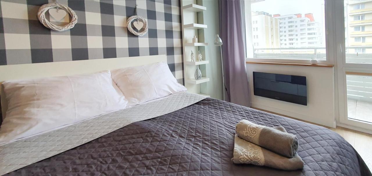 Holiday Home Slavia New 408 Z Sypialnia I Balkonem Przy Plazy Мендзиздроє Екстер'єр фото